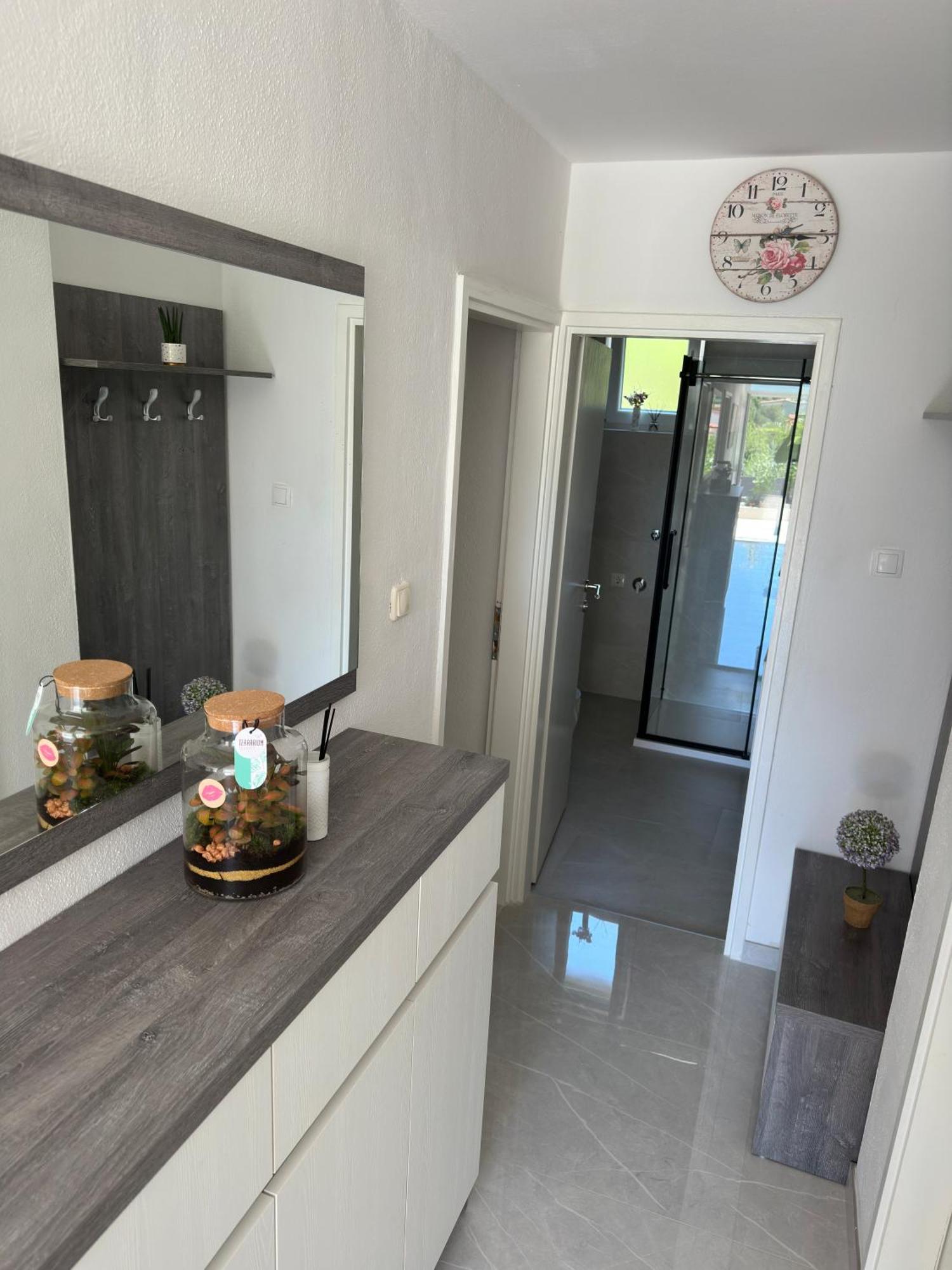 Apartman Antonio Baška Voda Exterior foto